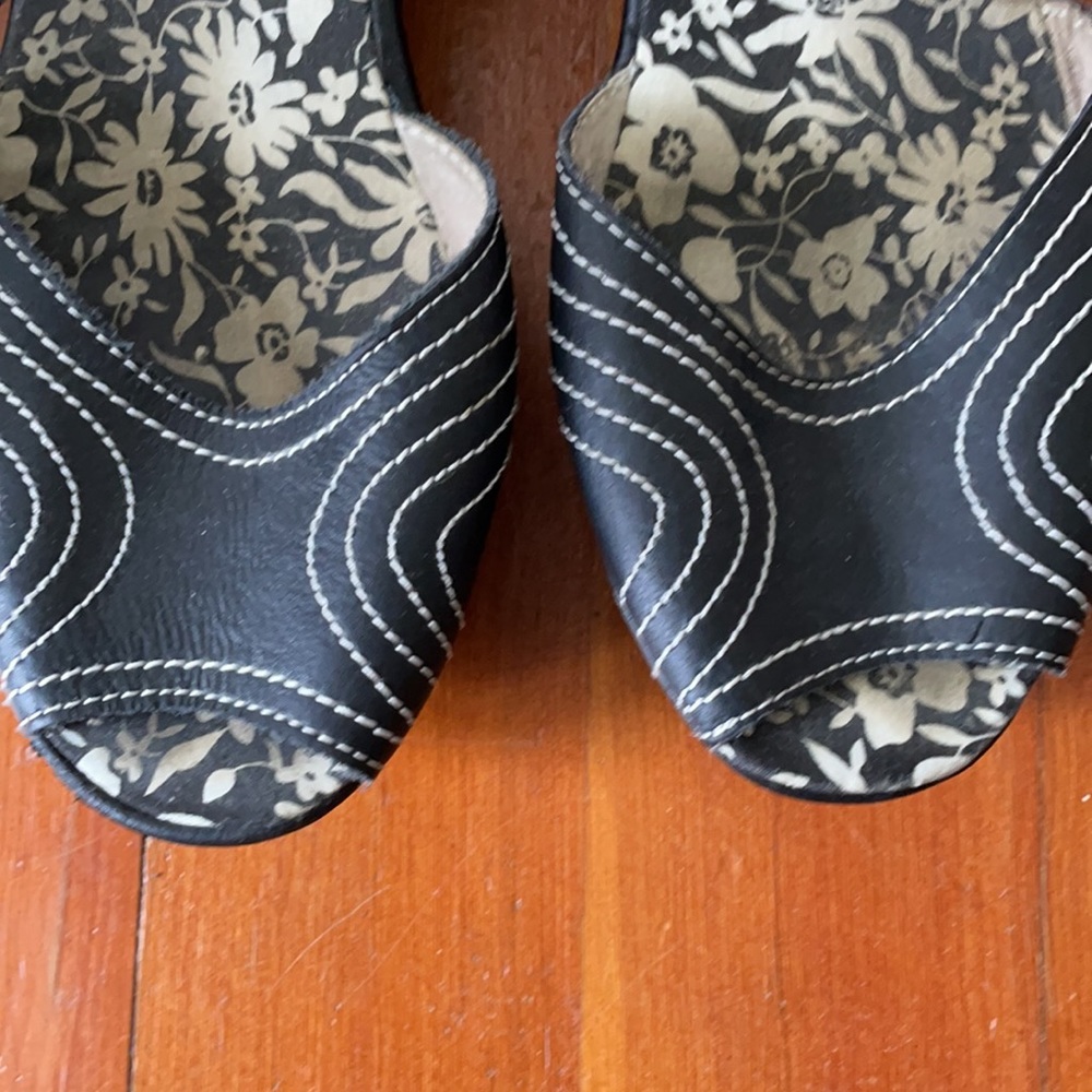 Bernie Mev Wedges View 3